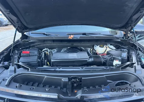 2021 Chevrolet Suburban 4Wd Lt z USA, uszkodzony, nr VIN 1GNSKCKD1MR319923